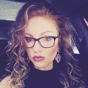 Meet your Posher, Stevie